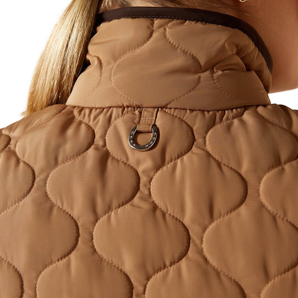 Ariat Womens Ashley 2.0 Insulated Vest – Lightweight Warmth, Tailored Fit, Weather-Resistant